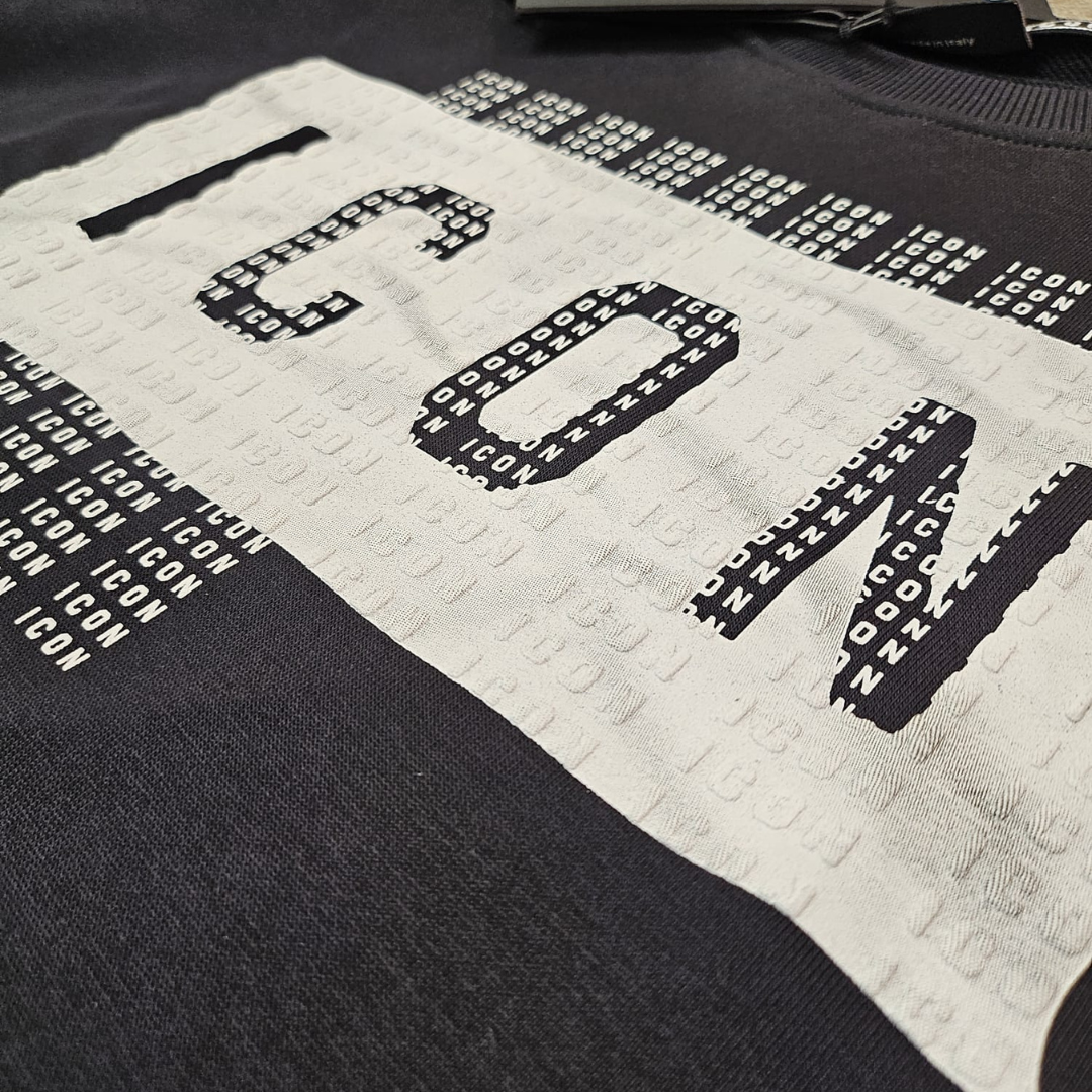 Logo roundneck sweater m