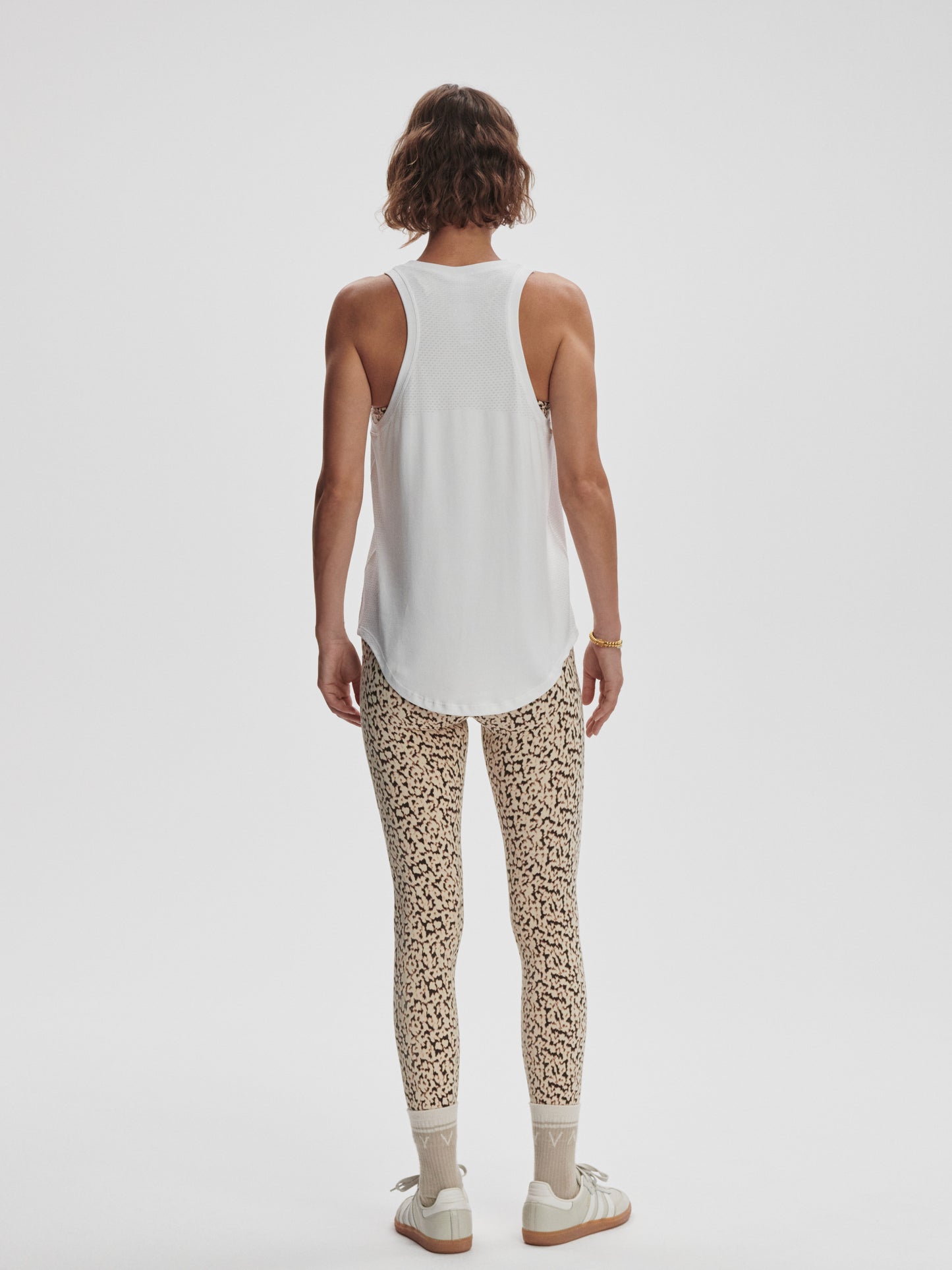 Dacey tank w