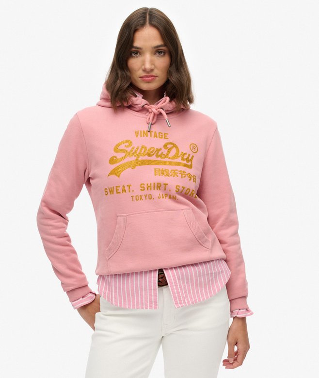 Relaxed hood w